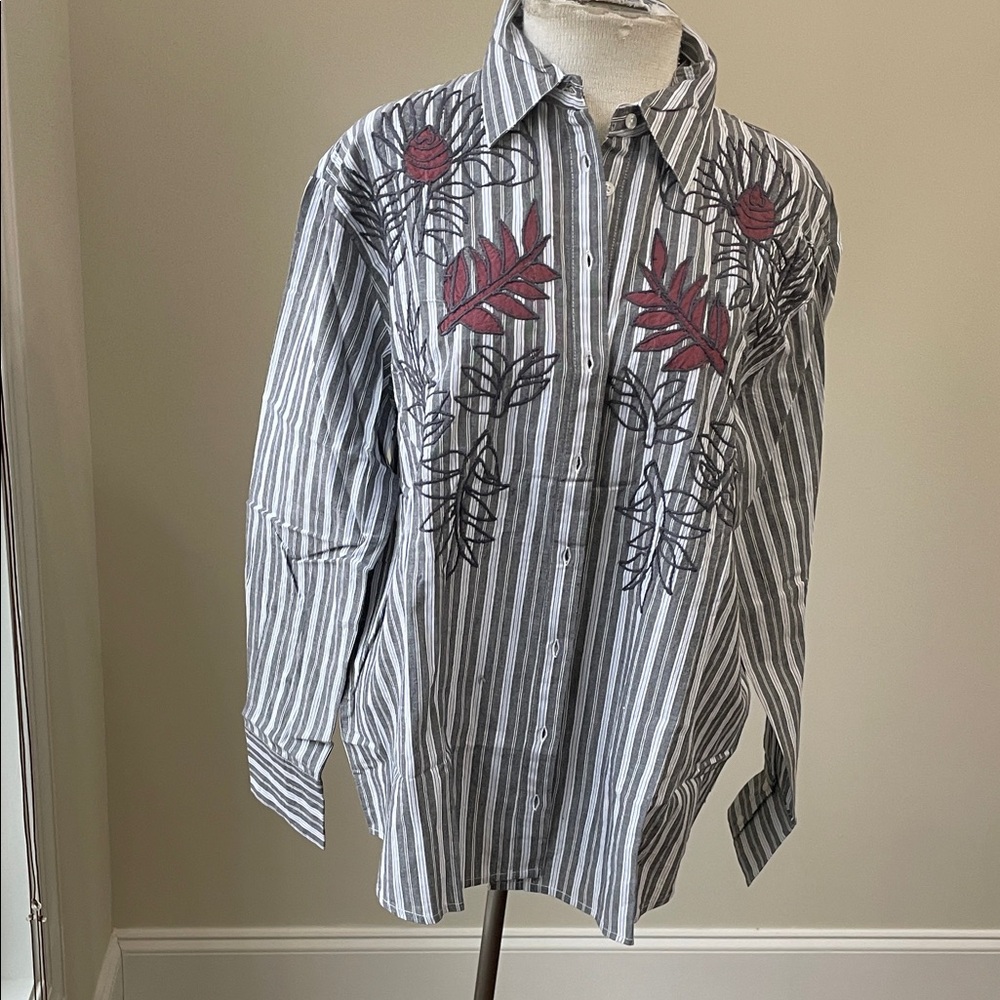 ANNA KAY Black and White Striped Shirt with Red Floral Design